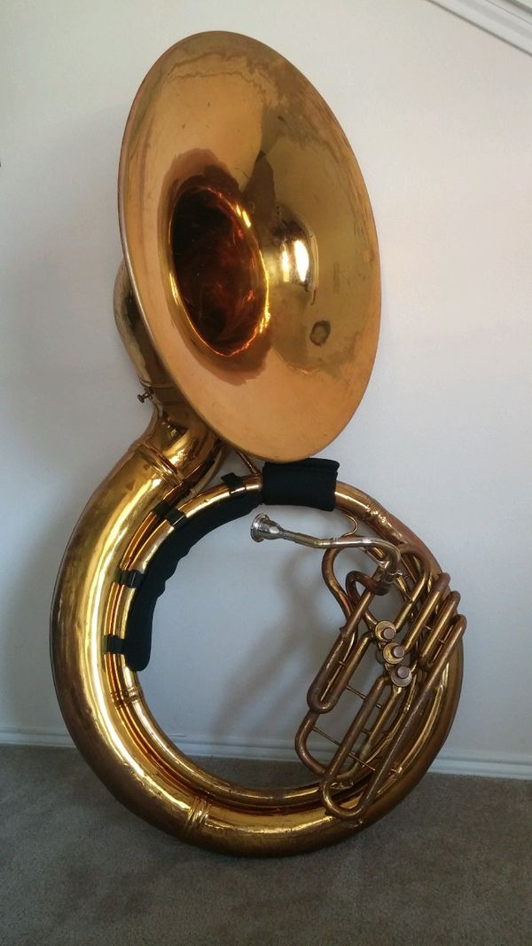 Sousaphone Tuba Conn 20K for Sale in Houston, TX OfferUp