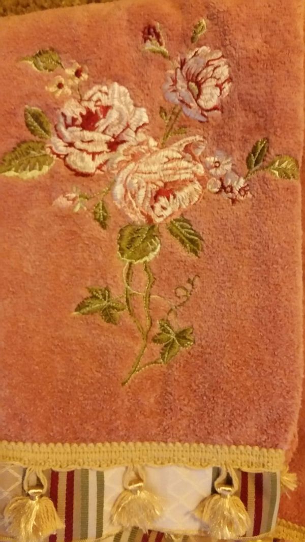 victorian towel