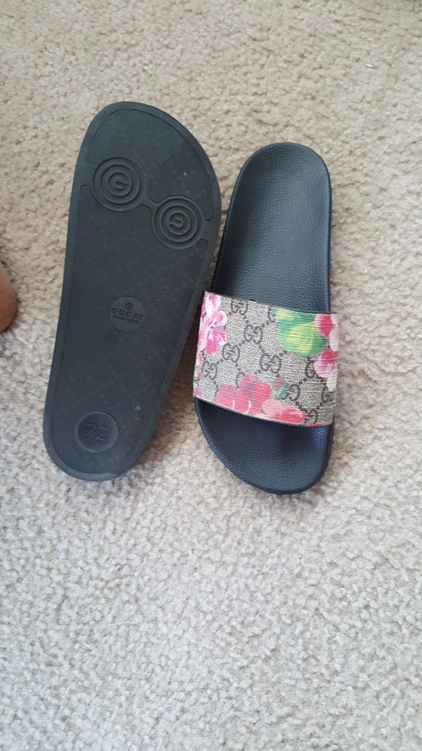 gucci bloom slides sale