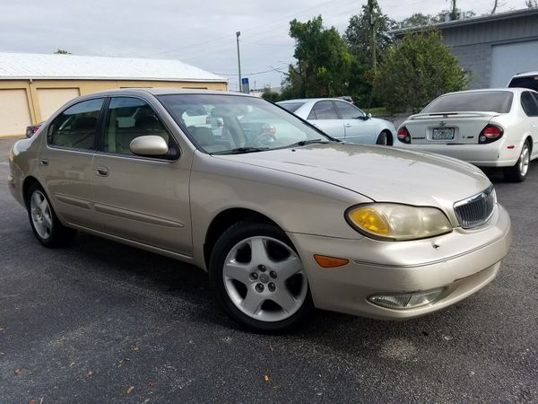 2001 INFINITI I30 TOURING LOW MILES ONLY $2000 for Sale in Orlando, FL