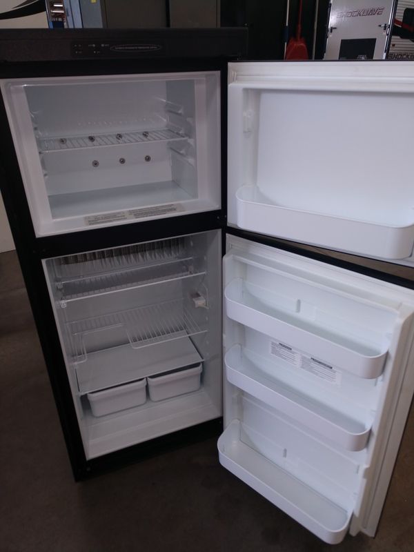 Dometic RV refrigerator for Sale in Gilbert, AZ OfferUp