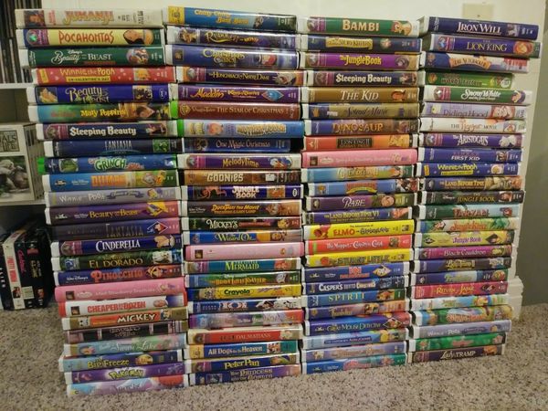 Kids disney vhs collection for Sale in Lakewood, OH - OfferUp