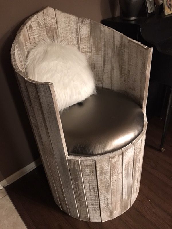 Pallet Electrical Spool Chair For Sale In Omaha Ne Offerup