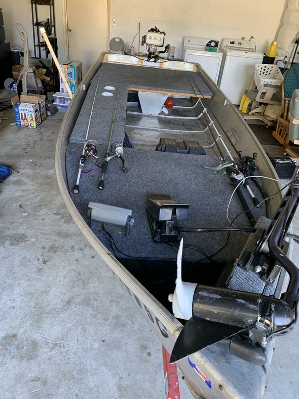 12 foot aluminum bass boat for Sale in Rocklin, CA - OfferUp