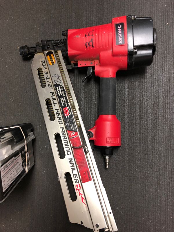 Husky hfr2190 nail gun with grip rite framing nails for Sale in