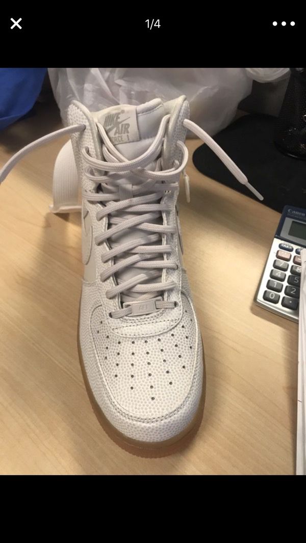 should i size down in air force 1 womens