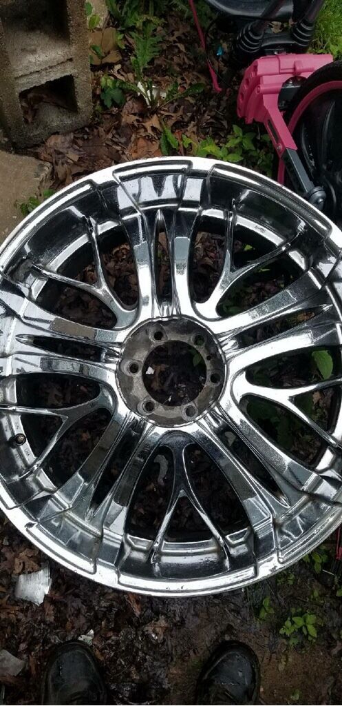 24s 24 inch rims 6 lug for Sale in Hyattsville, MD - OfferUp