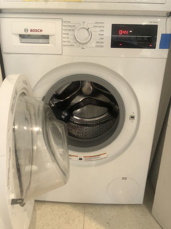 Bosch 300 series 2.2 Cu. Ft. 15Cycle HighEfficiency Compact FrontLoading Washer White for