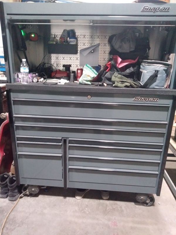 Snap on master series tool box and hutch 4 months old like new for Sale ...