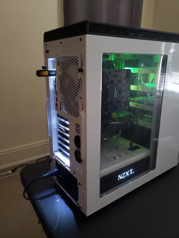 Mid tier gaming pc for Sale in Milwaukee, WI - OfferUp