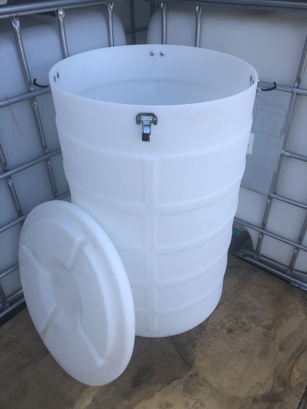 15 gal 20 gal 35 gal 55 gal and 275 Gallon Rain Water Storage Barrel ...