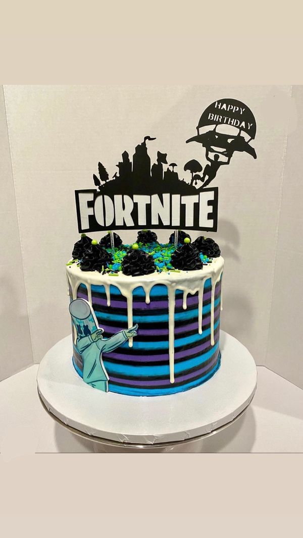 Fortnite cake topper for Sale in Cerritos, CA OfferUp