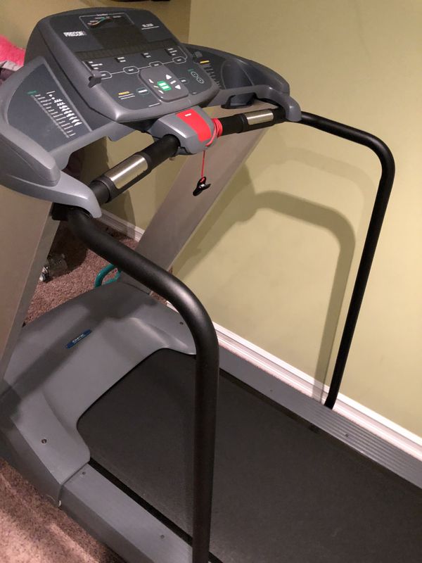 Precor 9.33 treadmill!! Newer belt!! for Sale in Chalfont, PA OfferUp