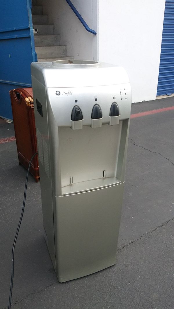 GE profile water cooler & heater & mini fridg for Sale in HUNTINGTN BCH
