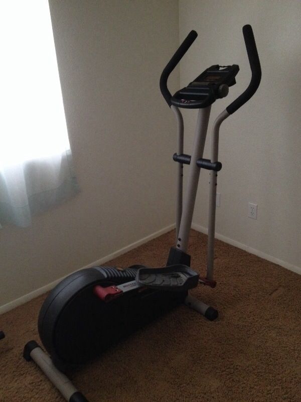 Reflex Step TM elliptical for Sale in Glendale, AZ OfferUp