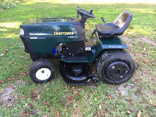 Craftsman gt 6000 46 inch cut garden tractor for Sale in Wellsburg, WV ...