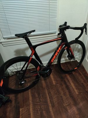Giant for Sale in Seattle, WA