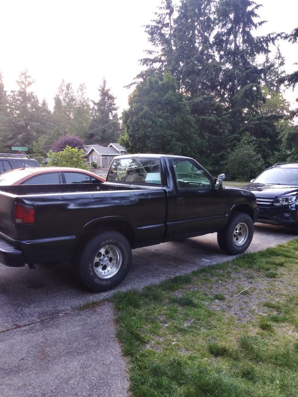 98 isuzu hombre/s10 for Sale in Lacey, WA - OfferUp