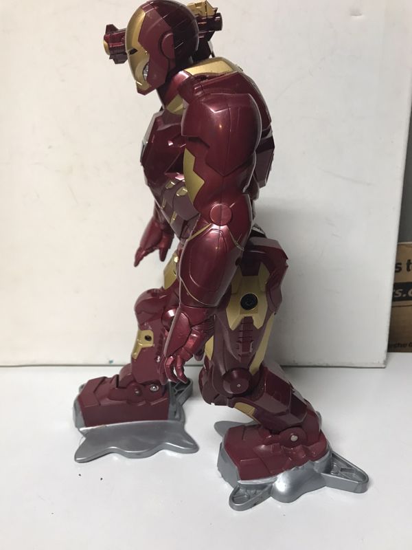 iron man walking toy