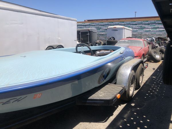 70 hallett v-drive less motor was an old gn race boat for Sale in Long ...