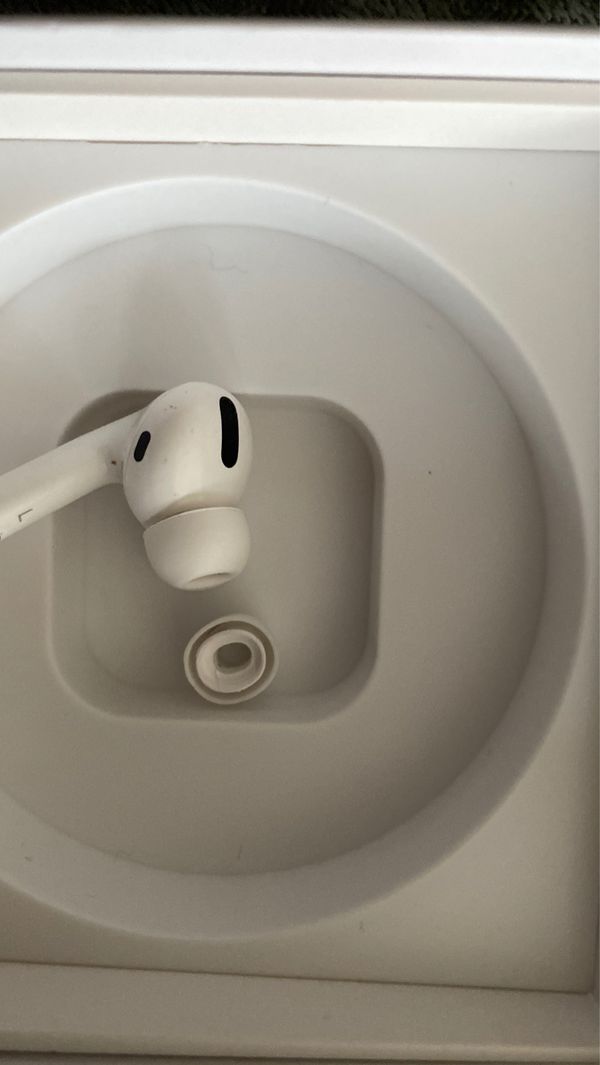 Left airpod pro for Sale in Peoria, AZ - OfferUp