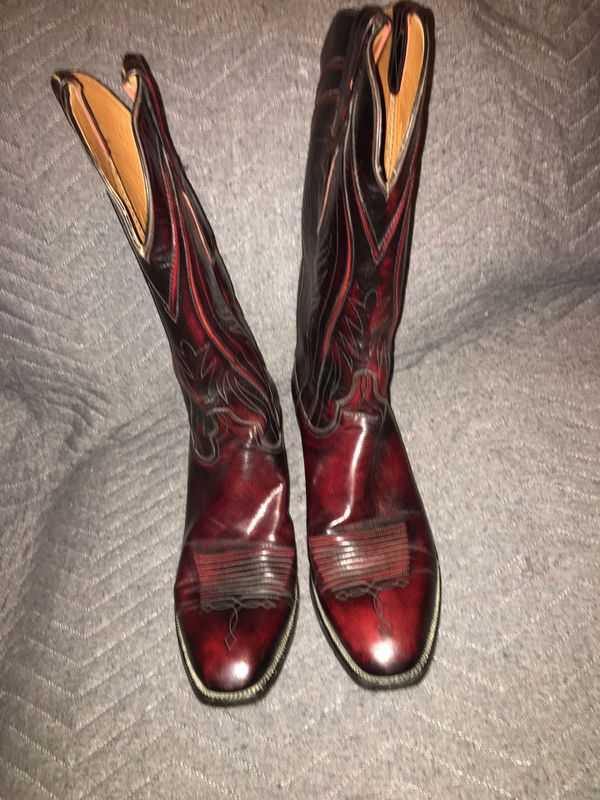 Lucchese smooth goat cowboy boots! for Sale in Houston, TX