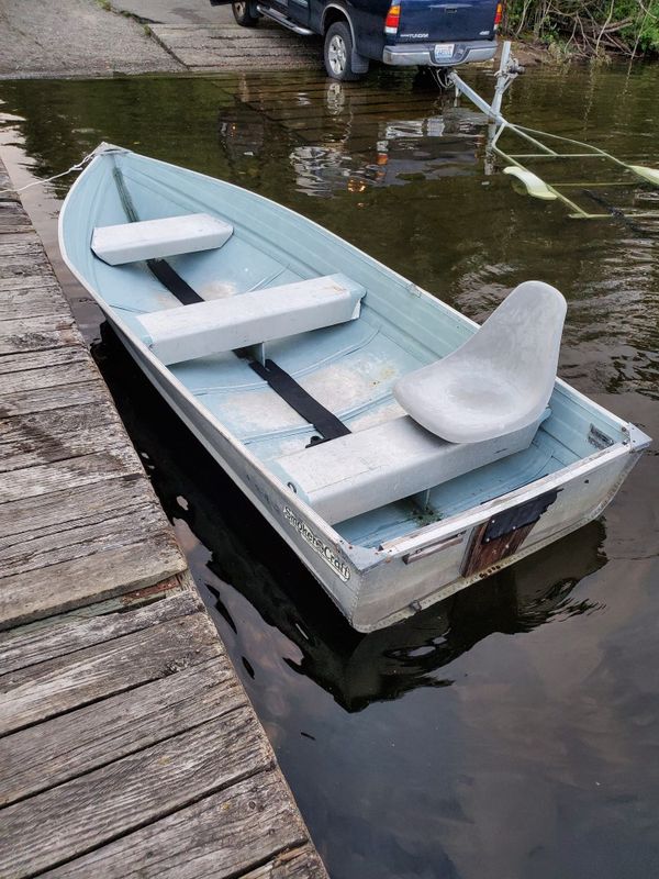 12 ft Aluminum Boat Smoker Craft Smokercraft 12ft for Sale in