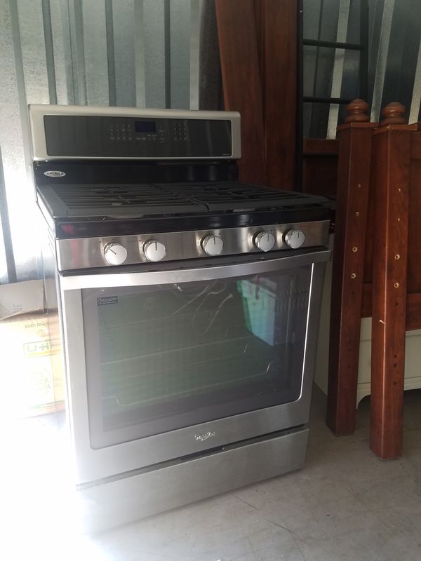 Whirlpool Gold Series gas range for Sale in Taylors, SC OfferUp