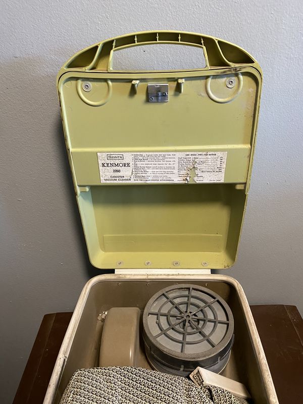 Vintage Sears kenmore small vacuum for Sale in Sanger, CA OfferUp