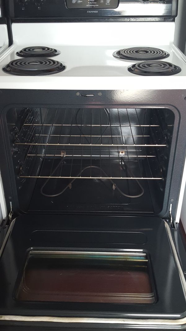 KENMORE GLASS TOP STOVE & TAPPAN ELECTRIC STOVE. for Sale in Peoria, AZ