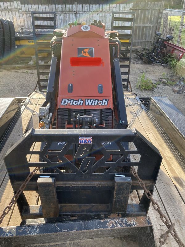 2018 ditch witch mini skid steer SK600 for Sale in Aurora, IL OfferUp