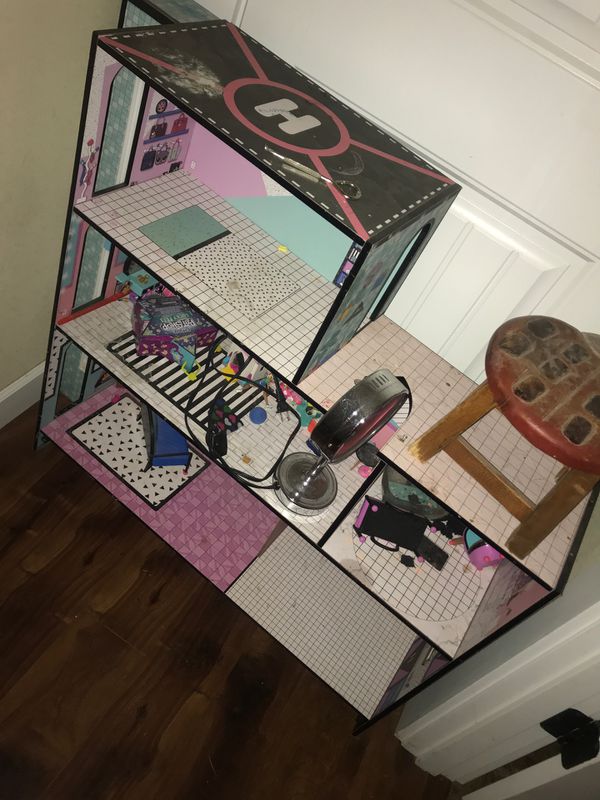LOL doll house for Sale in Independence, OR - OfferUp