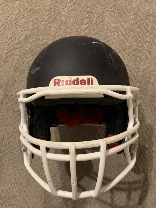 Riddell 360 Adult Football Helmet- Medium for Sale in Cheshire, CT - OfferUp