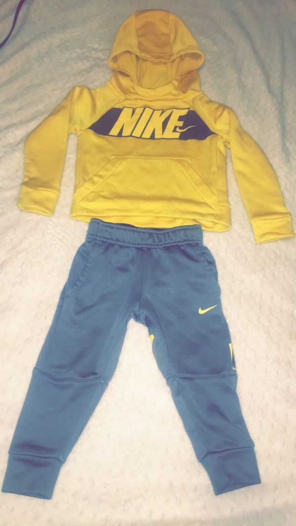 infant nike sweat suit