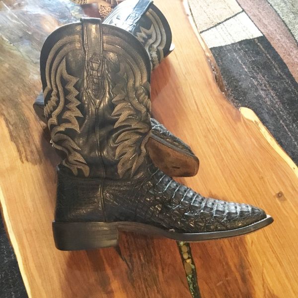 lucchese square toe gator boots
