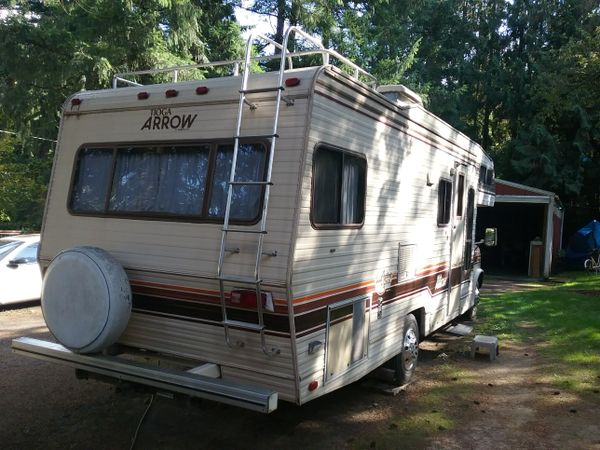 1987 Ford Tioga Arrow Mt Hm 27 Ft for Sale in Tigard, OR