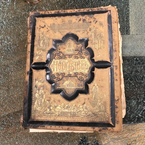 RARE Antique Bible from 1800’s for Sale in Ashland, NE OfferUp