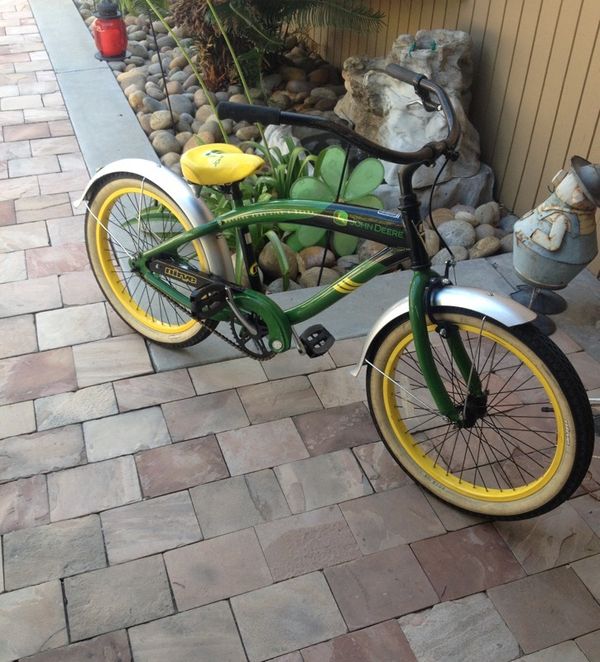 john deere beach cruiser