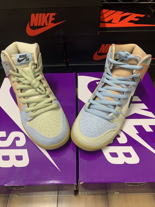 easter dunks high