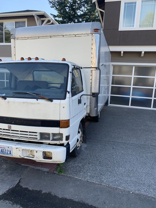 1998 Isuzu Box truck for Sale in Federal Way, WA - OfferUp