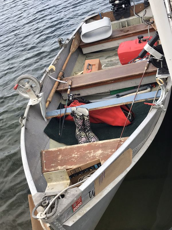 14” aluminum fishing boat for Sale in Bellingham, WA OfferUp