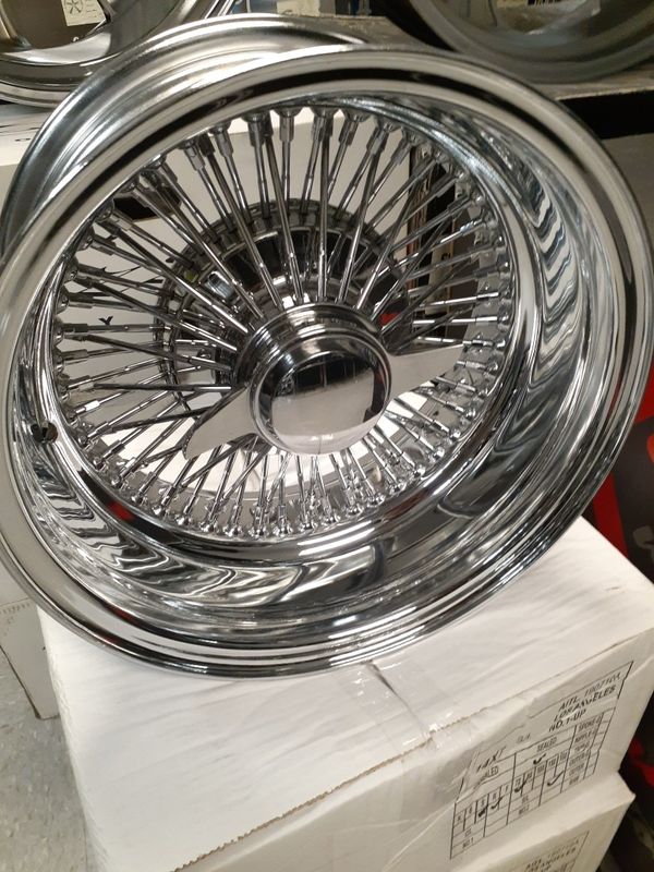 Lowrider rims 14s