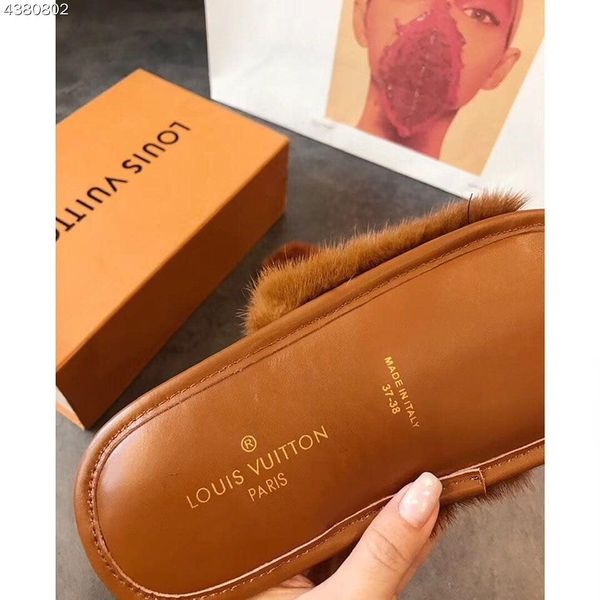 Louis Vuitton Slippers Fuzzy