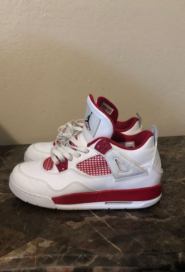 retro 4 size 7