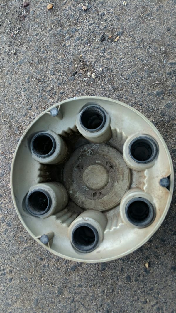 6 lugs six lug Chevy Chevrolet GMC center caps hubcaps hub cap hubcap