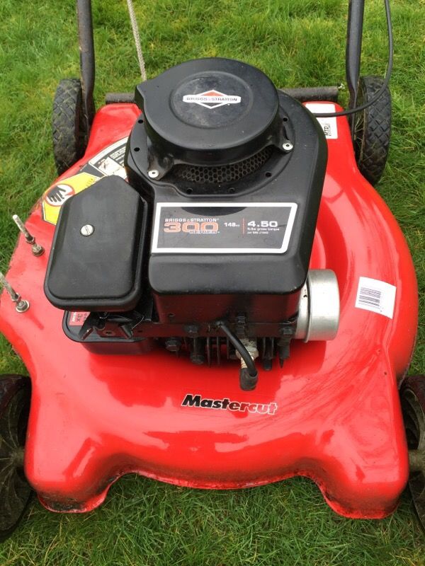MTD Mastercut lawn mower with Briggs & Stratton engine for Sale in