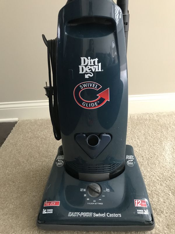 Dirt Devil Swivel Glide 12amp Vacuum for Sale in Lino Lakes, MN - OfferUp