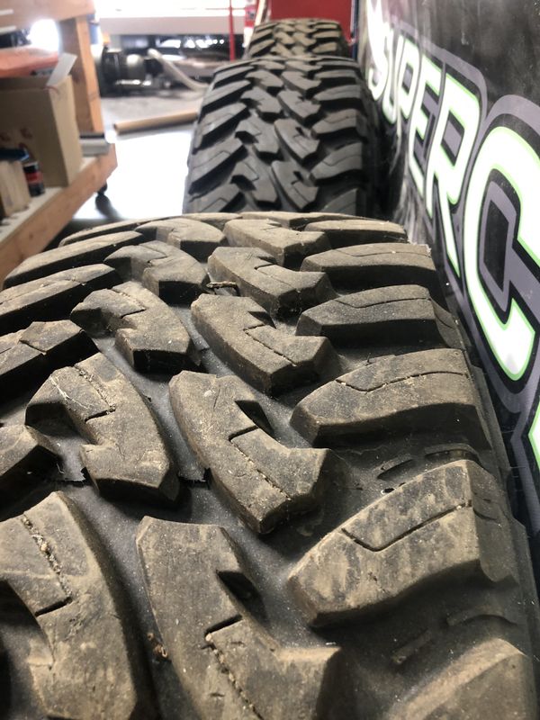 35x12.5x17 Toyo open country MT tires on method 105 bead lock wheels ...