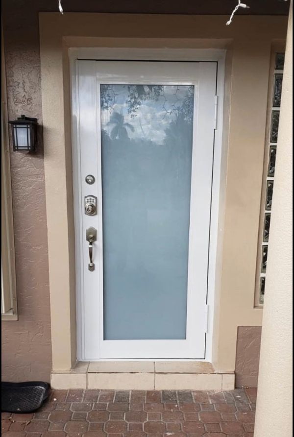 PUERTAS CONTRA IMPACTO, puertas solas, dobles y corrediza for Sale in