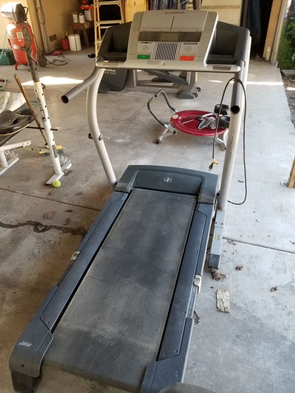 NordicTrack A2250 Treadmill for Sale in Claremont, CA - OfferUp